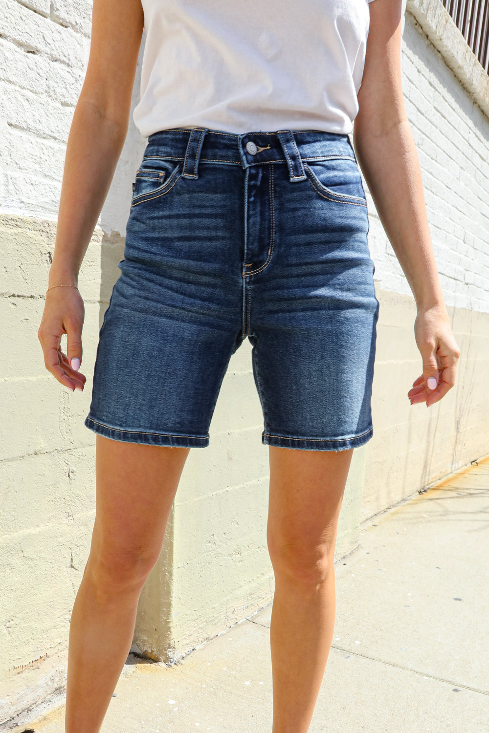 Judy Blue Dark Wash Midrise Back Flap Pocket Denim Shorts