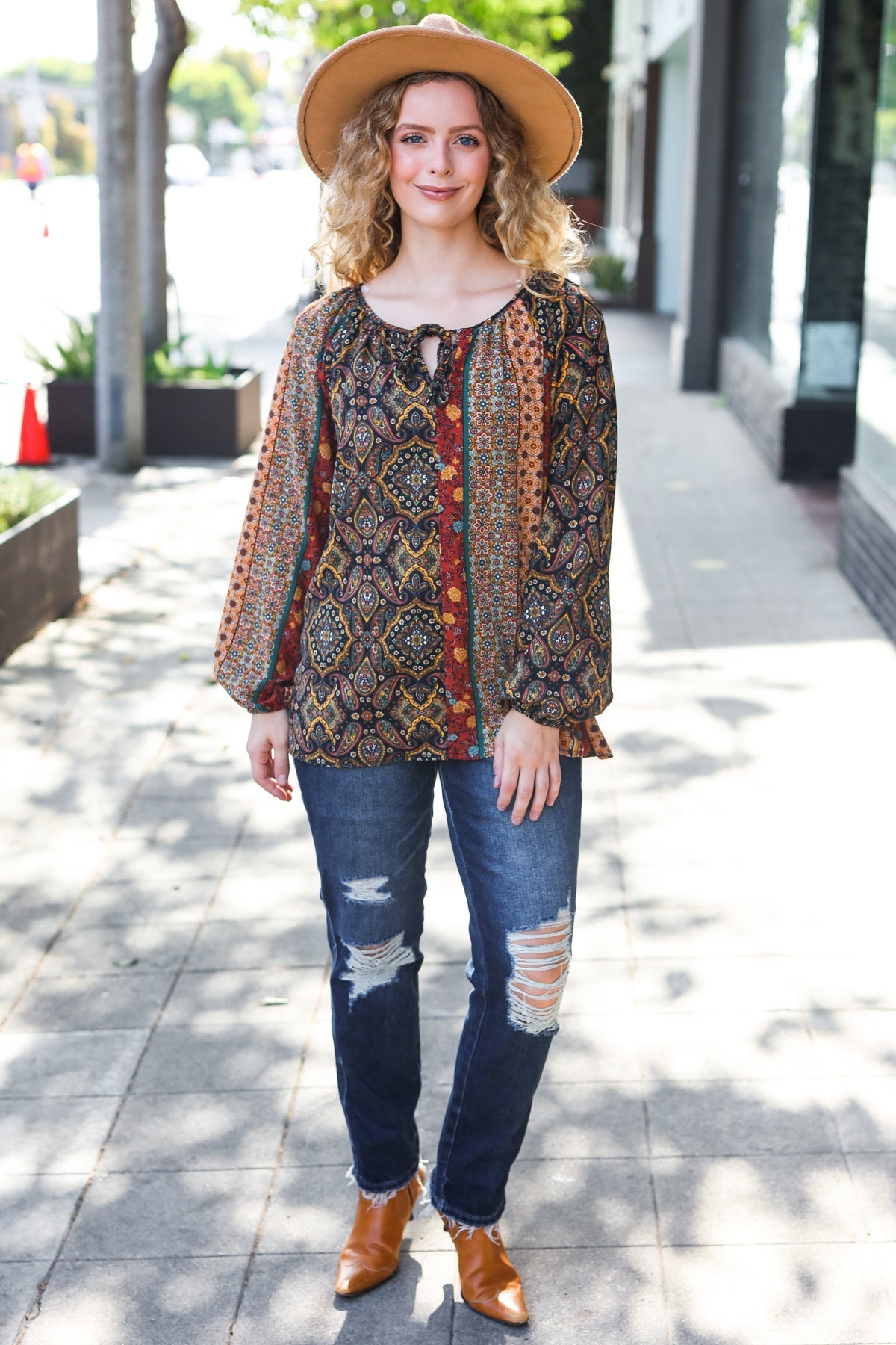 Weekend Ready Black & Rust Paisley Raglan Keyhole Tie Top