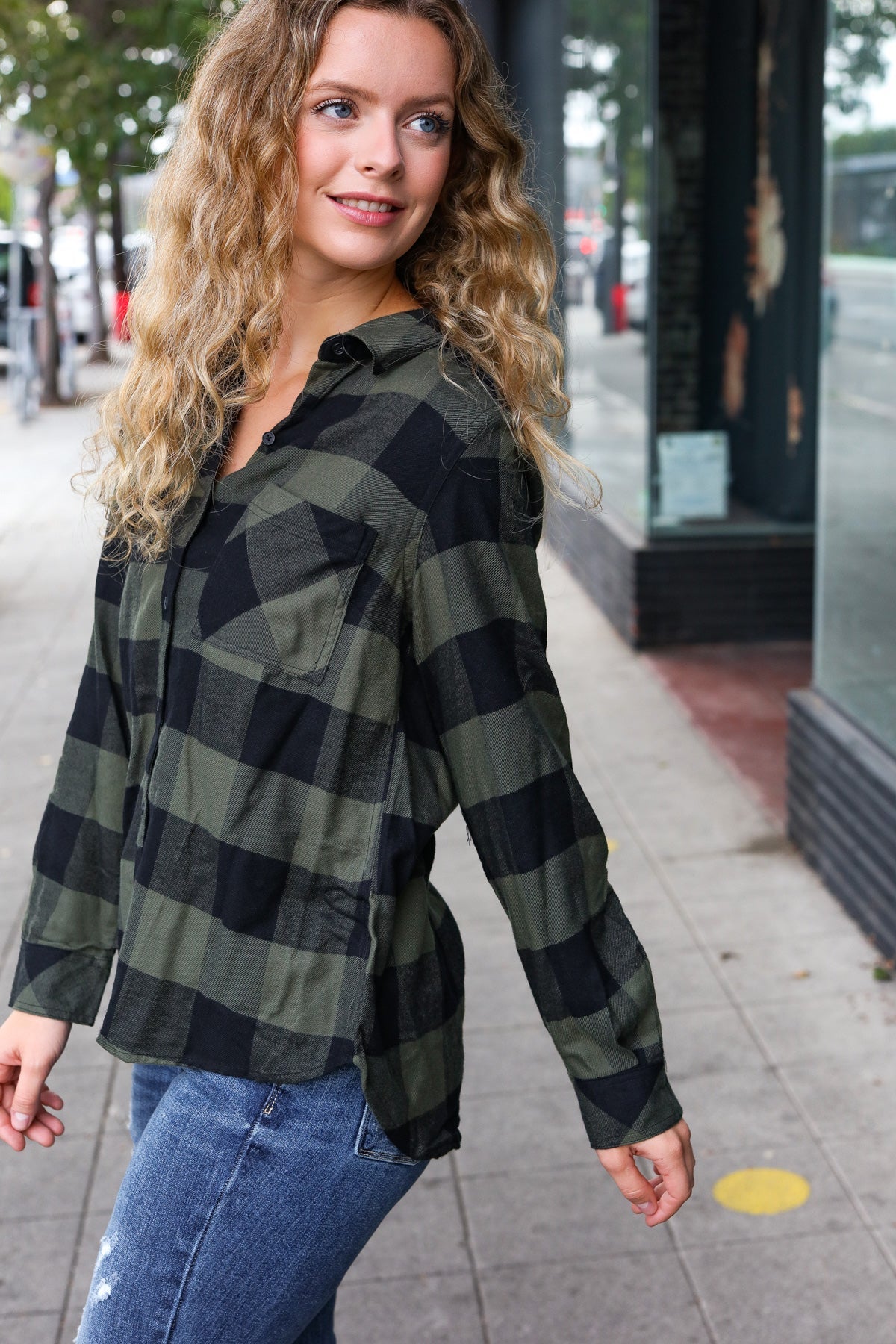 Casual Chic Army Green Plaid Button Down Long Sleeve Top