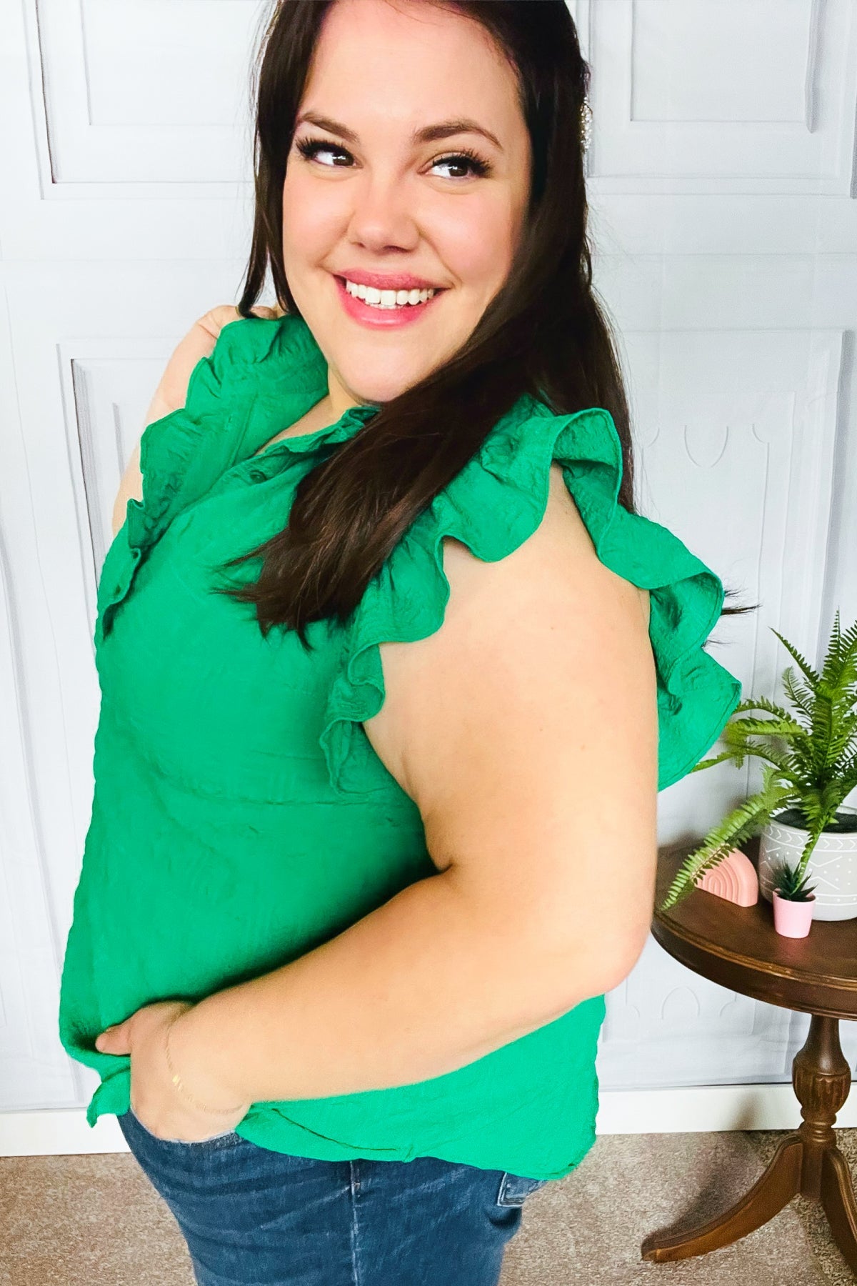 Glamorous In Kelly Green Textured Ruffle Mock Neck Top